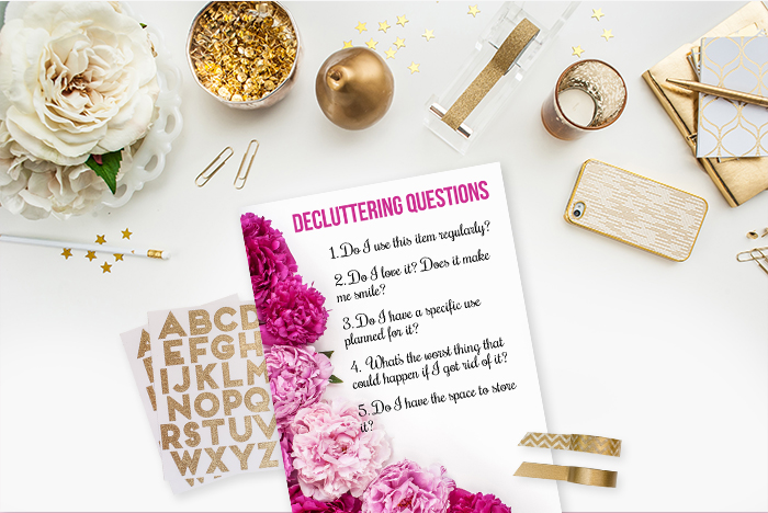 Free Printable to help you ask the right quetions when decluttering