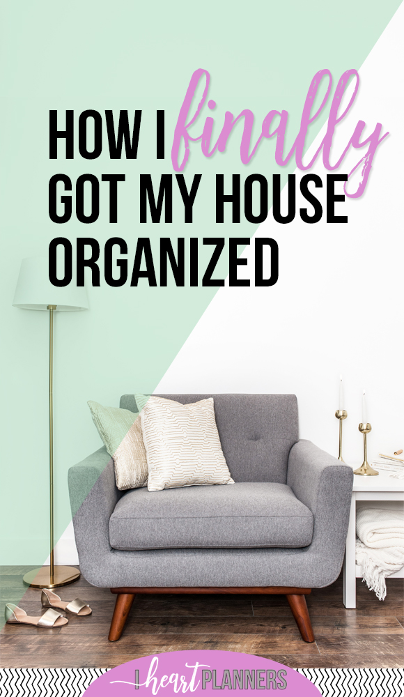I’ve been feeling pretty frustrated that things are not as a tidy as I would prefer. From a lot of emails I get from you all, I know a lot of you feel the same way. Here's how I finally got my house organized. - www.getorganizedhq.com