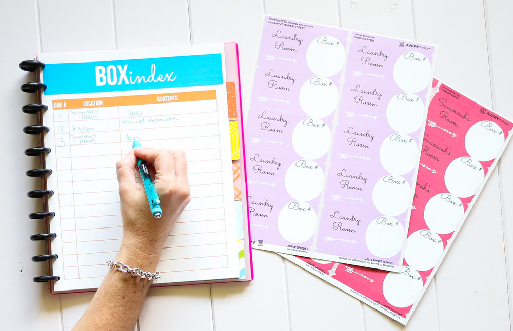  I'm sharing some of my best moving tips in this moving checklist. I give a tour of my moving binder so you can have a stress free move. I show you how to have an organized move.